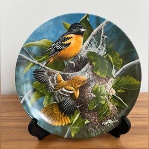 VINTAGE Knowles Limited Edition Collector Plate "The Baltimore Oriole" K. Daniel